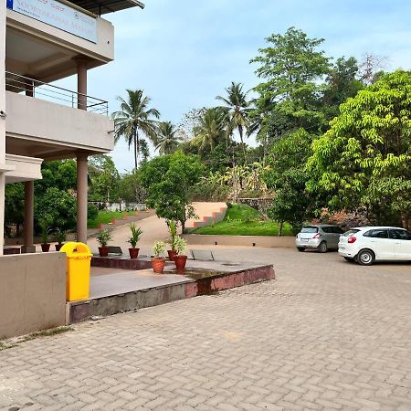 Sooryakamal Mahal Hotell Dharmastala Eksteriør bilde